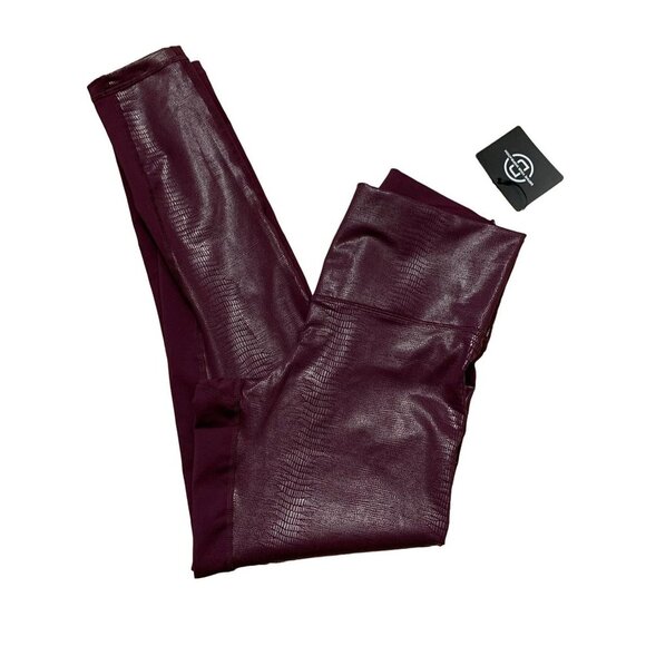 NWT DIY Define Your Inspiration Faux Leather Legging Cranberry Size Large - Picture 8 of 8